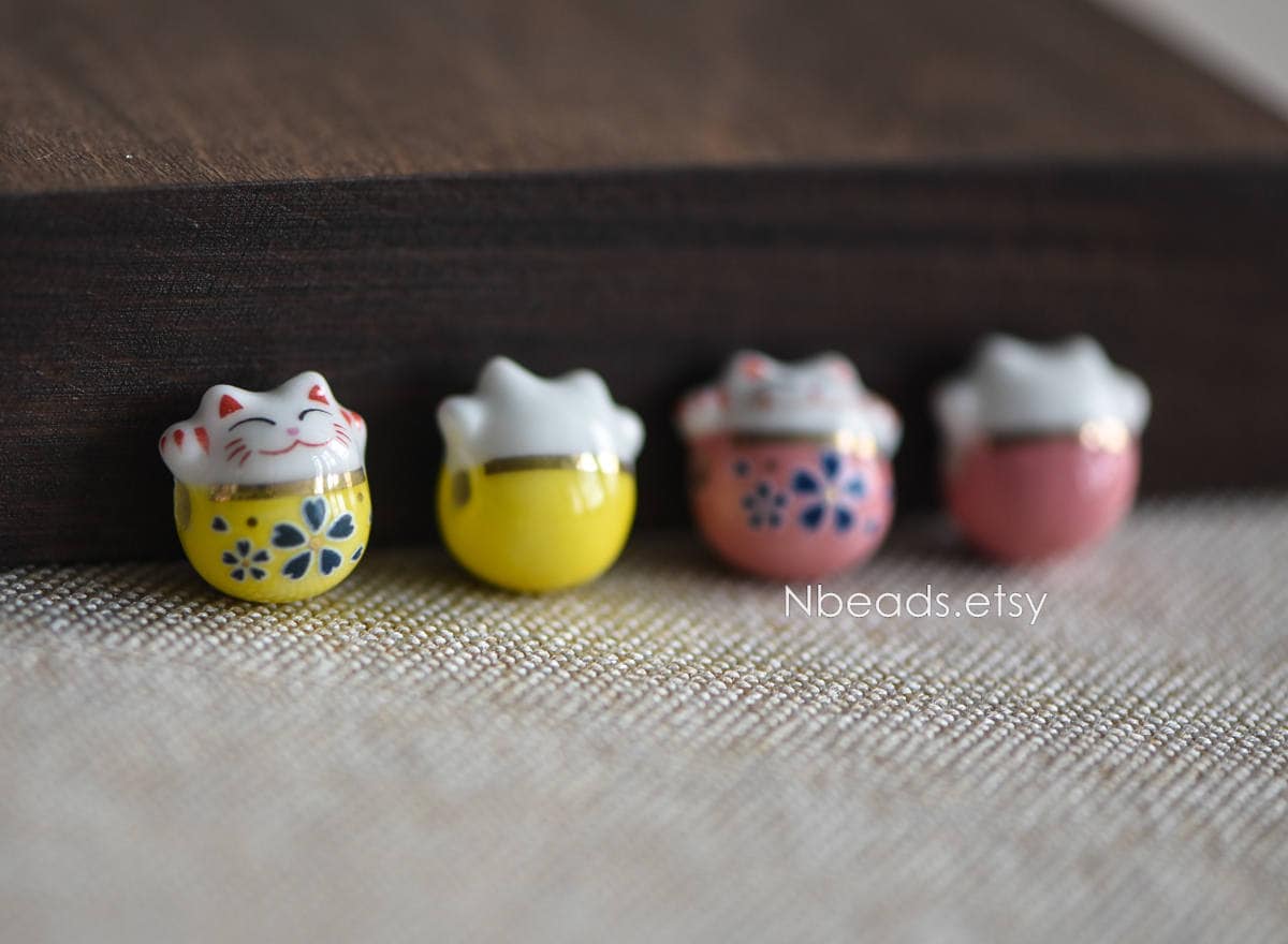 10pcs Porcelain Lucky Cat beads 15mm, Ceramic Maneki Neko, Large Hole Drilled, Yellow Pink Kawaii Cat Beads -(TC-152)